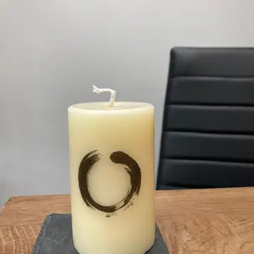 Minimal Japanese Zen Circle Candle